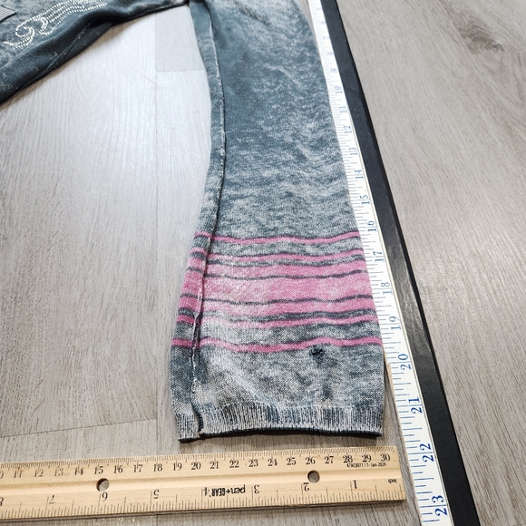 Vintage Y2K Ed Hardy Rhinestone Skull Hoodie Long sleeve Women Small Grunge Top - Picture 6 of 11